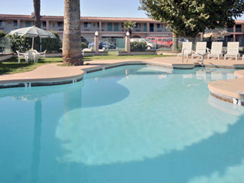 Howard Johnson By Wyndham Phoenix Airport/Downtown Area Facilités photo